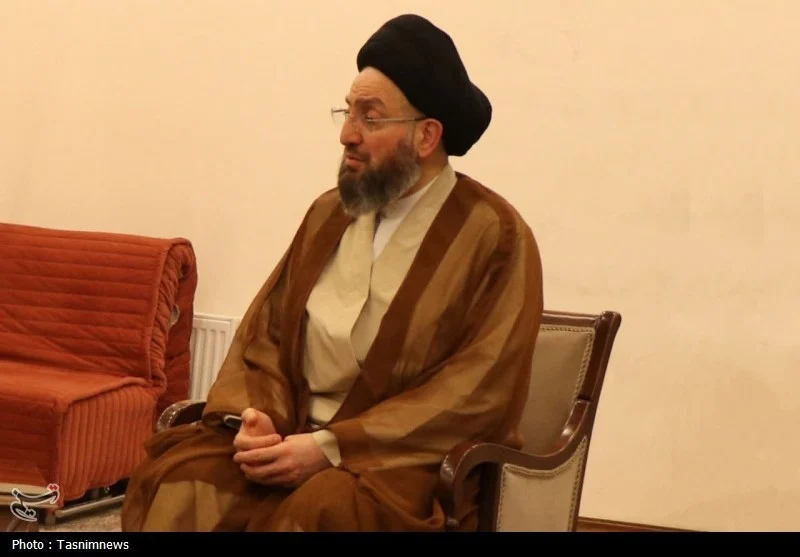 سید عمار حکیم با آیتالله نوری همدانی دیدار و گفتگو کرد