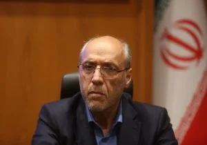 تونل و بزرگراه درمان ترافیک نیست/اولویت قم باید حملونقل عمومی باشد