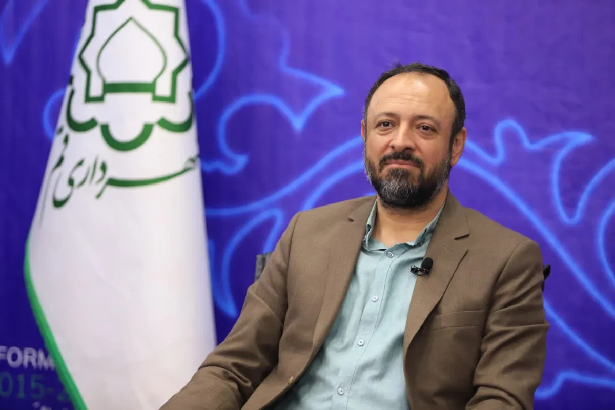 پیش‌بینی تمهیدات توزیع یخ به موکب‌های فعال در مسیر پیاده‌روی دلدادگان حسینی