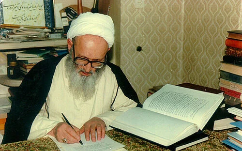 علامه حسن‌زاده آملی؛ ذوالفنون روزگار و حکیم الهی