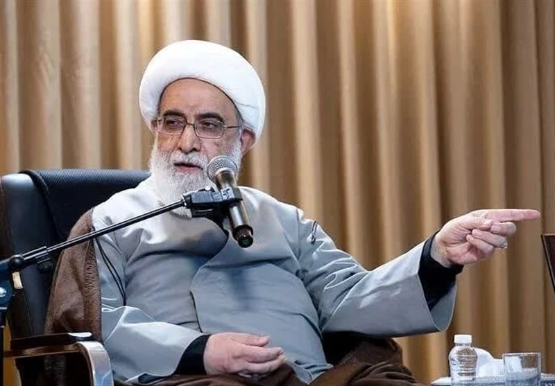 تأکید آیتالله شب زندهدار بر پاسداری کامل از دستاوردهای هستهای