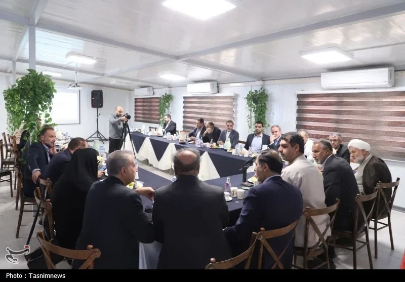 بازدید اعضای کمیسیون عمران مجلس از بیمارستان ۱۰۰۰ تختخوابی قم+ تصویر