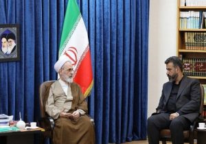 قدرت اقتصادی در کنار توان نظامی ضامن پیشرفت ایران است