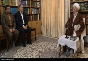 آیت الله مکارم شیرازی: به ازدواج اشتغال و مسکن جوانان توجه جدی شود