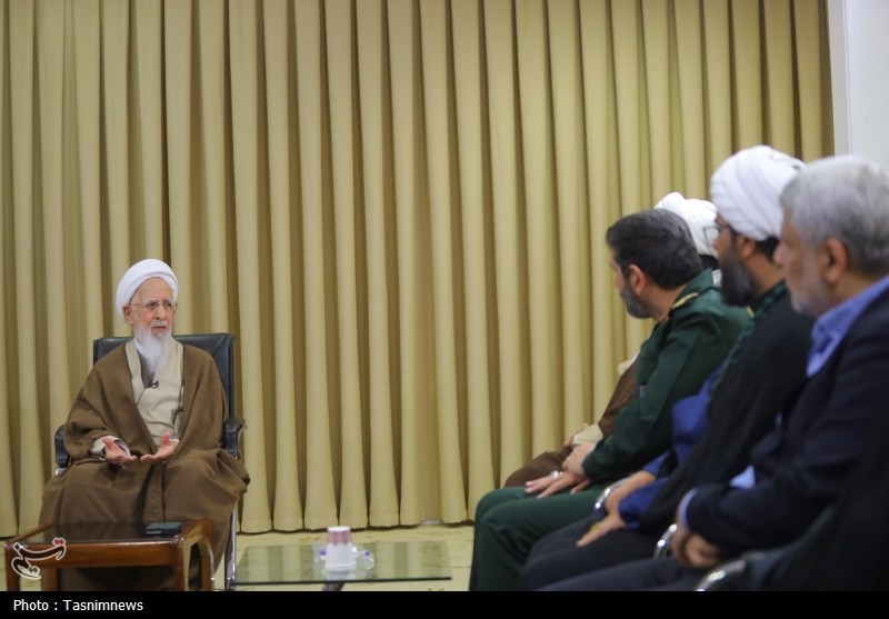 1404080818174736434526574 آیتالله جوادی آملی: ملت از مدیران و مسئولین، طهارت و پاکی میخواهند