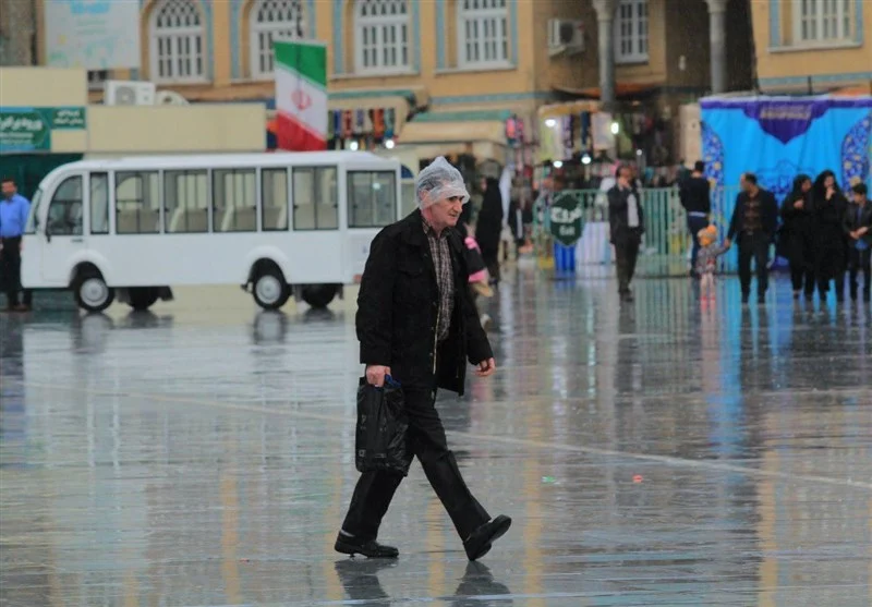 احتمال بارش باران در قم
