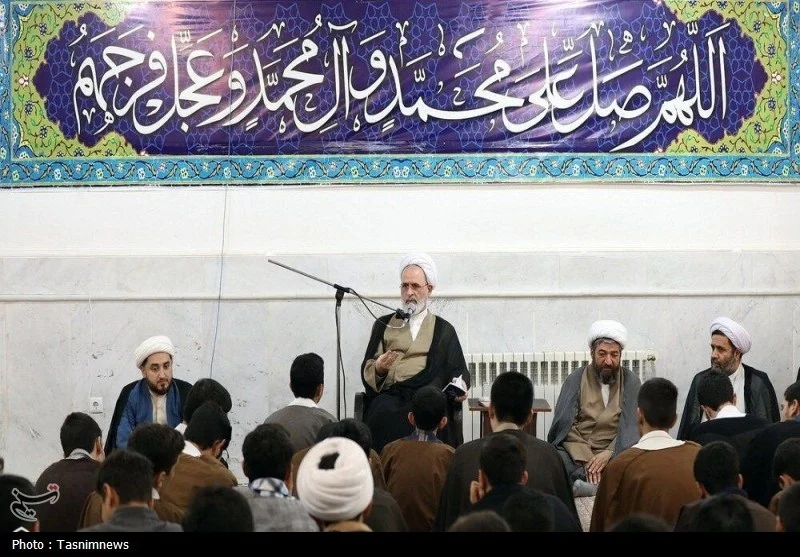 ۷۰۰ درس خارج در قم برگزار می‌شود؛ حوزه در مسیر تمدن‌سازی اسلامی