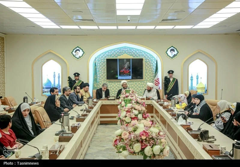 برگزاری شب شعر بینالمللی «مظلوم مقتدر» در مسجد جمکران+ تصاویر