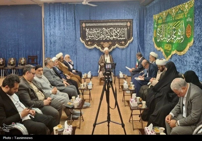 آیت‌الله فقیهی: مسئله حجاب ‌باید با “محبّت، بیان منطقی و عقلایی” دنبال شود/ انسجام ملّی آسیب نبیند