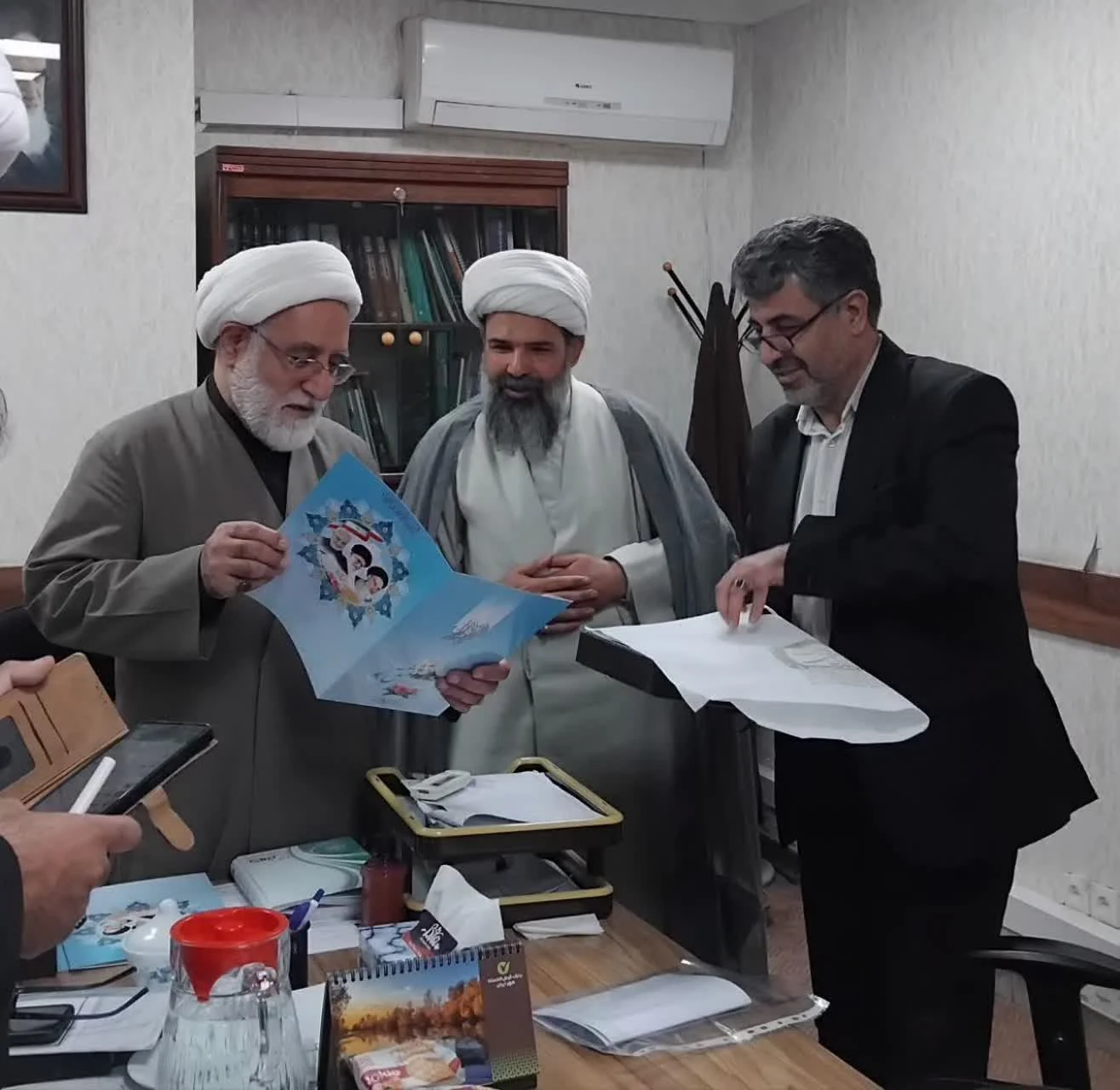 تقدیر از حسن سلطانی در ستاد استانی جشنواره فرهنگی ورزشی طلاب بسیجی قم