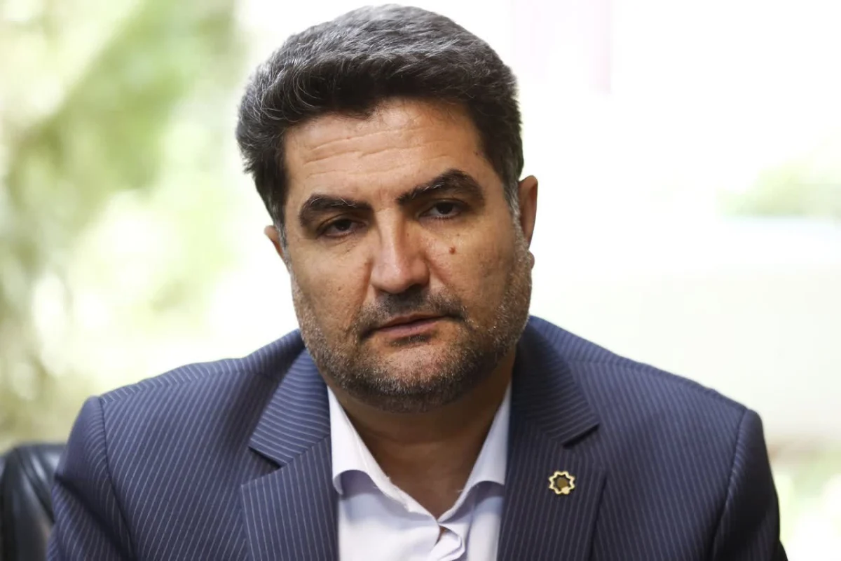 تسهیل تردد روشندلان با اصلاح گذرگاهها و نصب سامانههای ویلچررو در منطقه یک قم