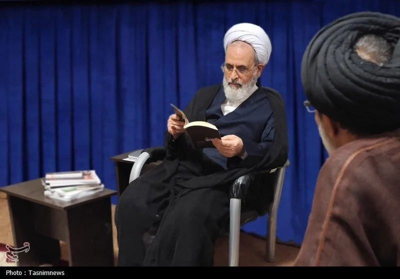 ۵ محور کلیدی تبلیغ از نگاه آیت‌الله اعرافی؛ از بحران مخاطب‌شناسی تا ضرورت مهندسی هوش مصنوعی