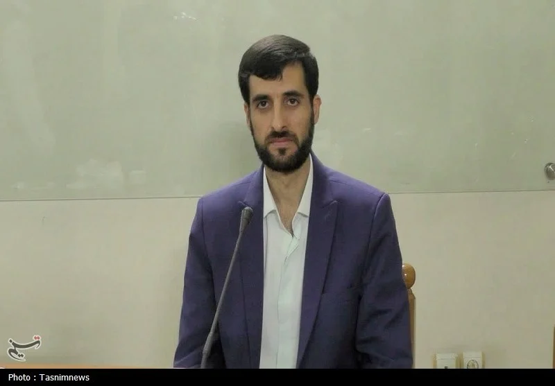 شناخت ظرفیت و حدود خویش؛ درسی از آیتالله فشارکی
