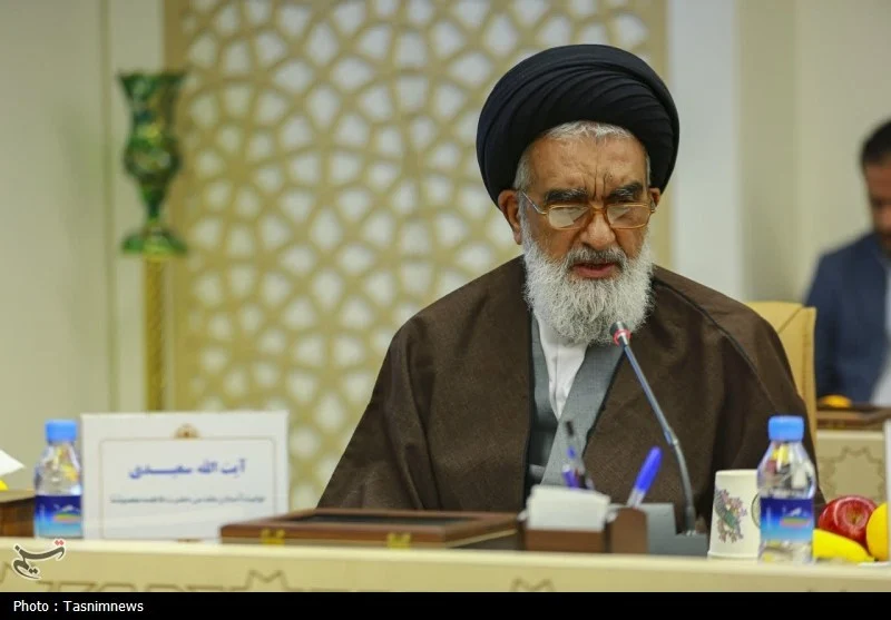 آیت‌الله سعیدی: بقاع متبرکه باید مواضع روشن و به‌روز در رویدادهای جهان اسلام داشته باشند