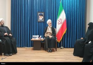 آیتالله اعرافی: نقشآفرینی بانوان، ستون پیشروندگی انقلاب اسلامی است