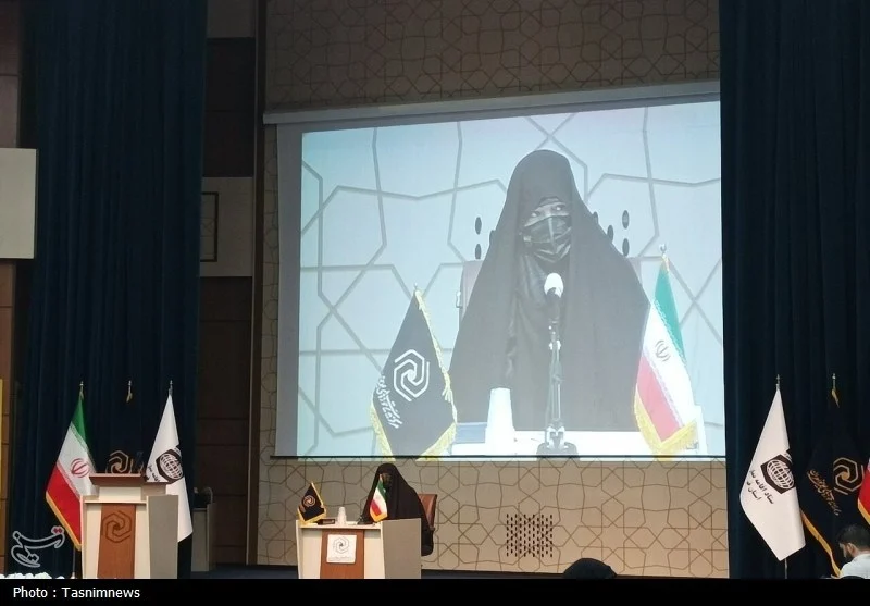مادران در خط مقدم اقامه نماز فرزندان در عصر فناوری‌های نوین