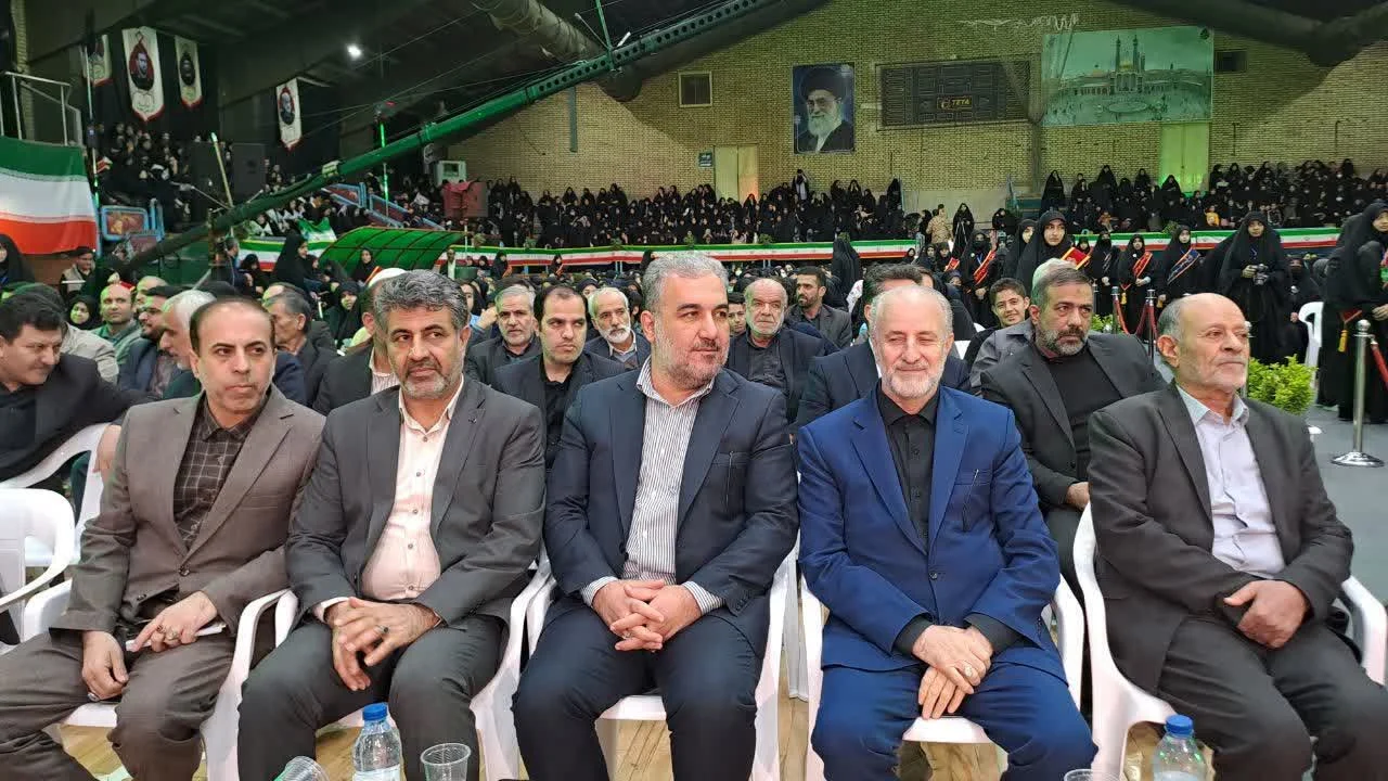حضور مدیرکل ورزش و جوانان استان قم در یادواره شهدای دانش‌آموز