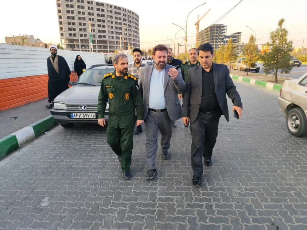 آماده سازی بلوار پیامبر اعظم(ص)برای ایام شعبانیه