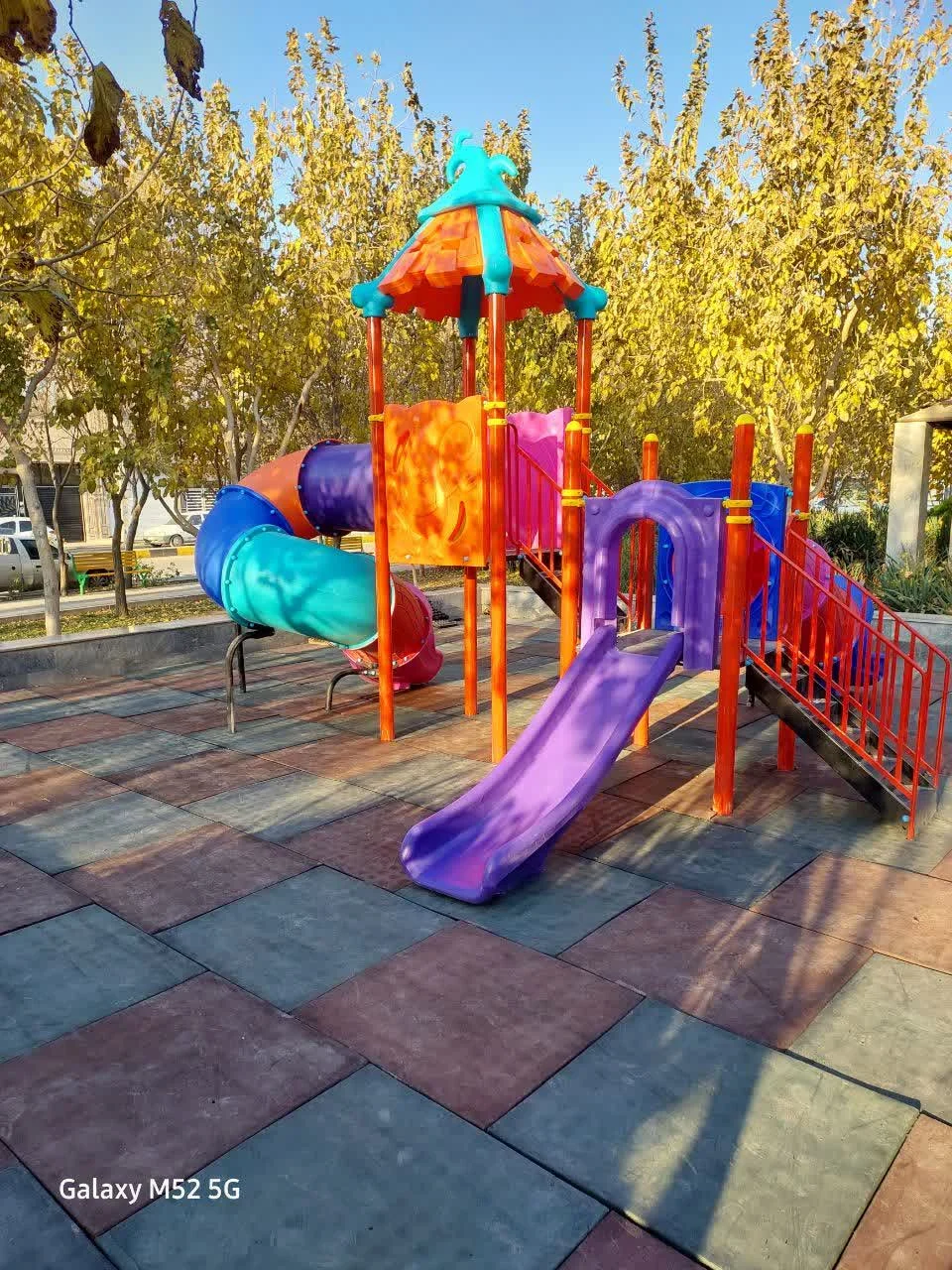 نصب ۲ مجموعه بازی کودکان در بوستانهای انارستان و نظامی گنجوی