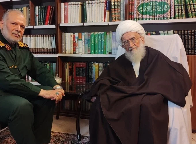تأکید آیت‌الله نوری همدانی بر حفظ وحدت در مقابل دشمنان