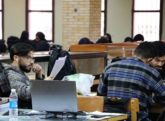 امتحانات دانشگاه قم بهمن‌ماه برگزار می‌شود
