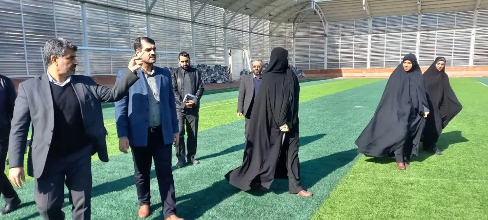 بازدید نماینده مجلس و مدیران استانی از مجموعه ورزشی تختی قم