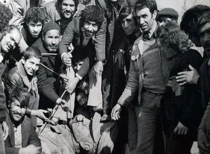 چرا مردم ایران آگاهانه رژیم پهلوی را ساقط کردند؟