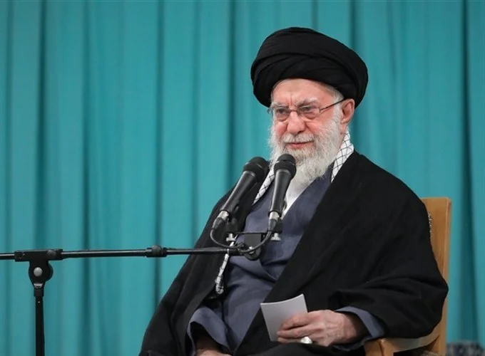اهمیت تبیین راه، اندیشه و تفکر امام خامنه‌ای