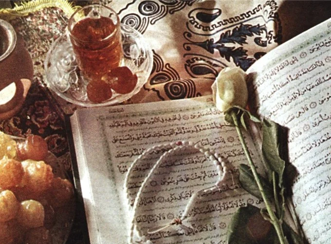 روزه نوعی بیرون جُستن از خود است