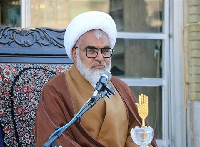 ملت ایران با نصرت الهی آمریکا و‌ رژیم صهیونسیتی را شکست می‌دهد