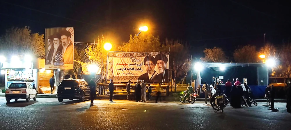 آماده‌سازی زیرساخت‌های شهری منطقه ۲ قم برای برگزاری ویژه‌برنامه‌های شبانه