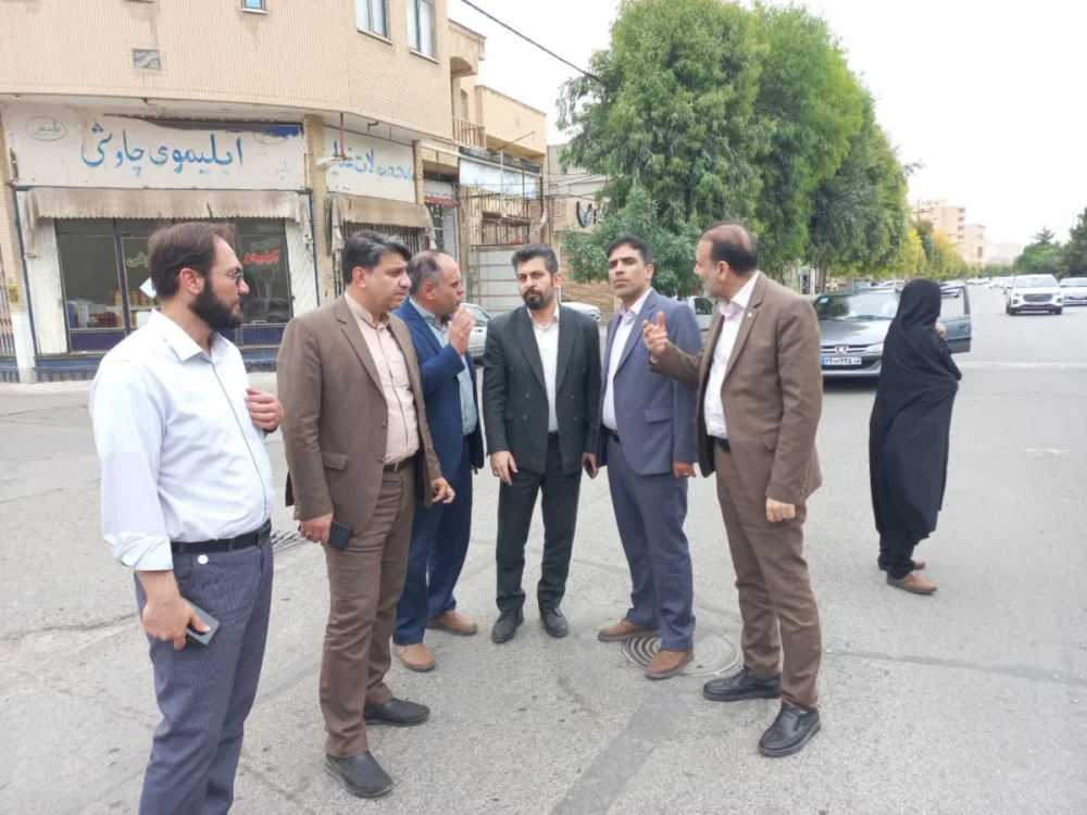 ضرورت آشکارسازی تابلوهای ترافیکی برای ارتقای ایمنی معابر قم