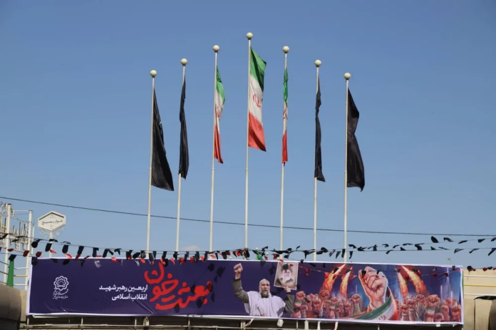 فضاسازی شهری قم به مناسبت اربعین رهبر انقلاب انجام شد