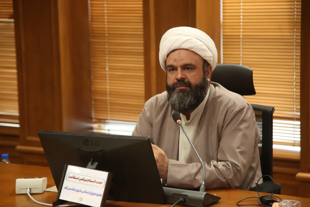 برنامههای دهه کرامت متناسب با شرایط کشور و تکریم دختران شهید طراحی گردد