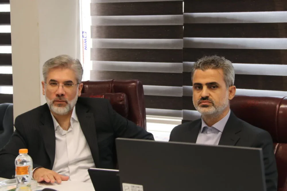 تاکید بر هوشمندسازی حقوق شهری در جلسه تعاملی اداره کل حقوقی شهرداری قم و سازمان حقوقی شهرداری تهران