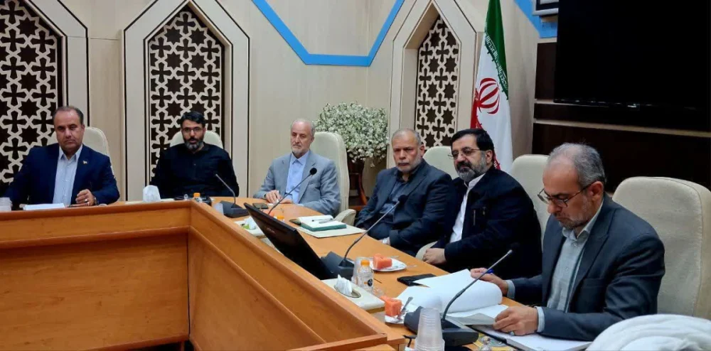 قم در تدارک حماسه‌ای از امامت تا ولایت/ میادین شهر میزبان اجتماعات بزرگ مردمی در دهه ولایت