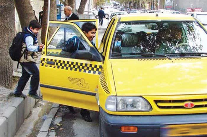 پاسخ شهرداری قم به ابهامات سرویس مدارس ۱۴۰۴–۱۴۰۵/ بازپرداخت اضافه‌پرداختی‌ها در انتظار تصمیم آموزش و پرورش