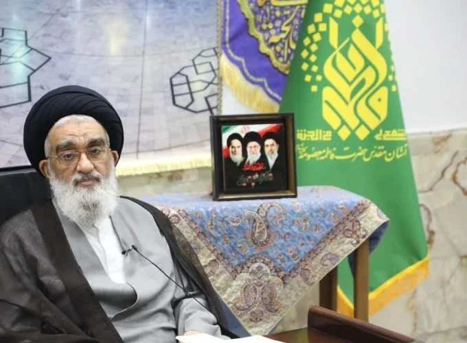 امام جمعه قم: نظارت بر تولید و توزیع کالاهای اساسی تشدید شود