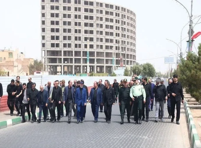 بازدید میدانی معاون وزیر کشور از مسیر تشییع رهبر شهید در قم+ عکس