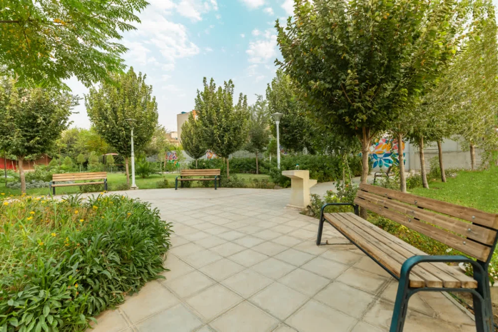 سرسبزی در قلب منطقه یک قم؛ افتتاح ۴ بوستان جدید و افزایش ۱۶ هزار مترمربعی فضای سبز