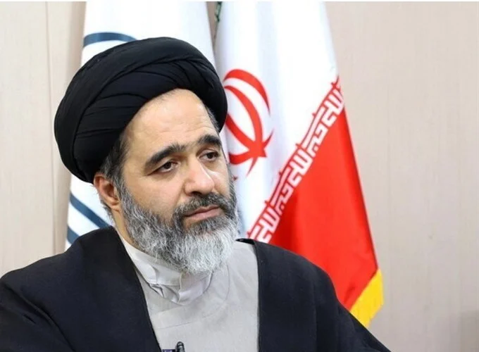 غیر حوزوی‌ها چگونه می‌توانند در همایش کتاب سال حوزه شرکت کنند؟
