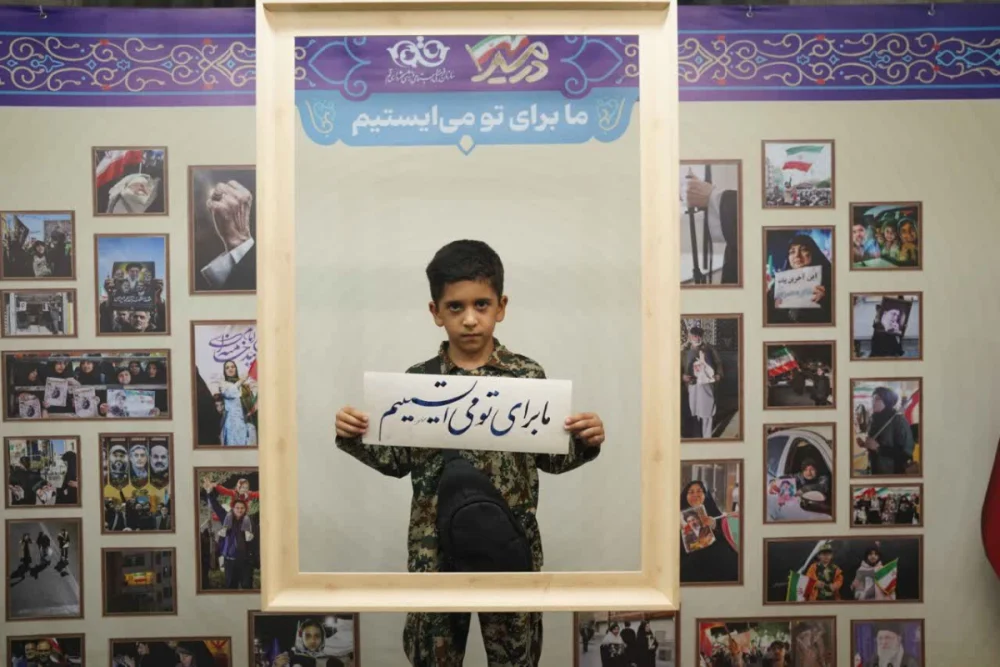 ماندگاری روایت مردمی جنگ تحمیلی سوم در قم / از خاطره تا کتاب، از تصویر تا تقدیر
