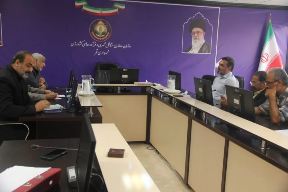 کیوسک های بدون مجوز در پردیسان ساماندهی می شوند