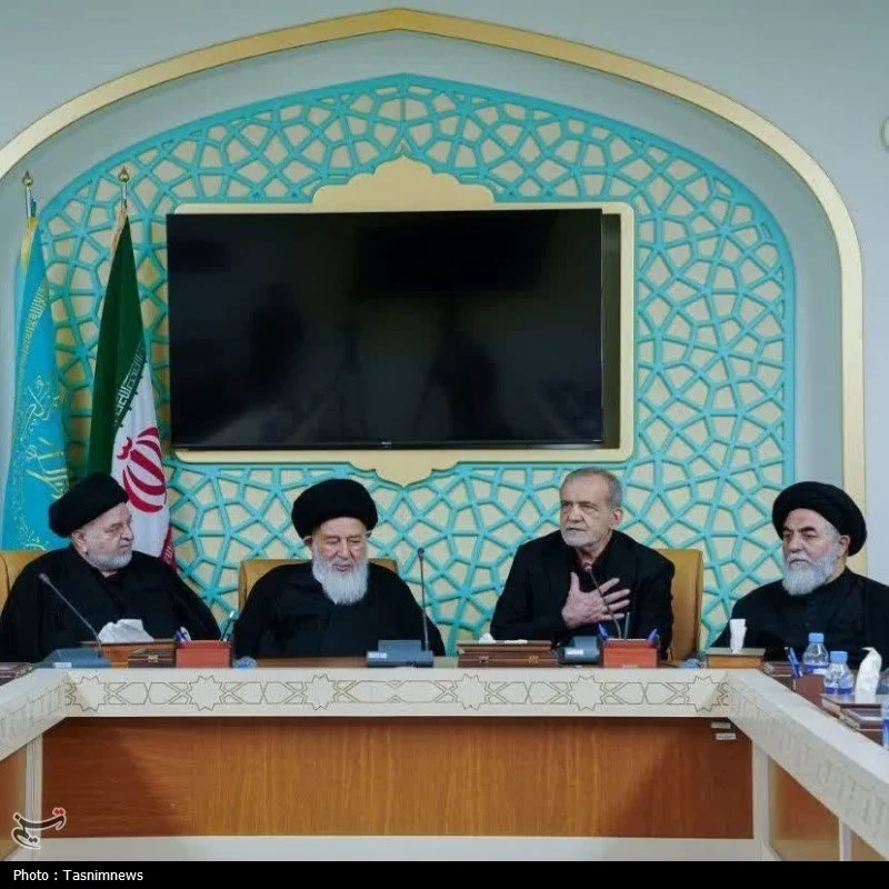 1405040819020733137289934 پزشکیان با تولیت مسجد جمکران دیدار کرد