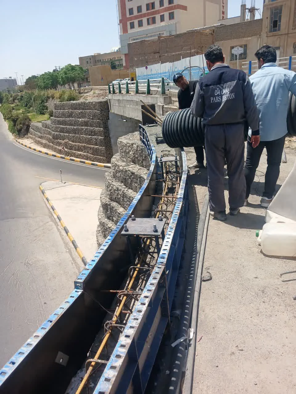 ایمن‌سازی دوربرگردان بلوار پیامبر اعظم(ص) و تونل غدیر با اعتبار ۱۵ میلیارد ریالی