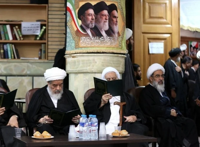 بزرگداشت رهبر شهید از سوی آیت‌الله فاضل لنکرانی + عکس