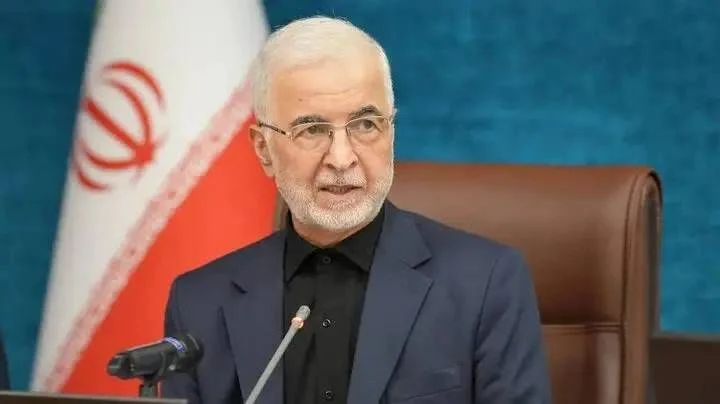 تقدیر وزیر کشور از استانداران و شهرداران قم، تهران و خراسان رضوی برای میزبانی مراسم تشییع پیکر رهبر شهید