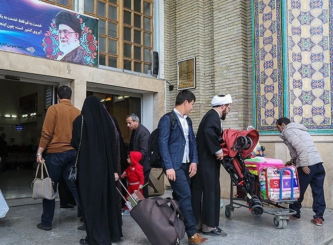 ظرفیت قطارهای قم–تهران برای مراسم تشییع رهبر شهید ۲ برابر شد