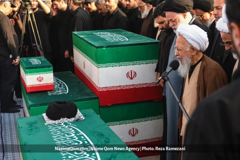 اقامه نماز بر پیکر رهبر شهید انقلاب در مسجد مقدس جمکران