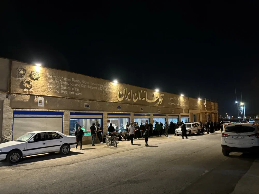آمادگی کامل تنورخانه نان ایران برای پخت و ارسال نان به جنوب کشور